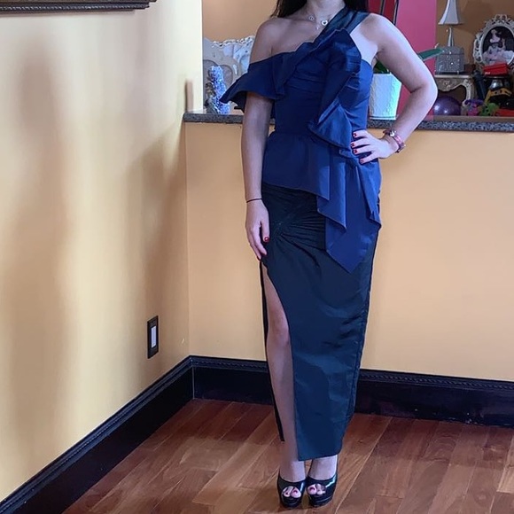 SELF PORTRAIT ASYMMETRICAL BLACK/NAVY DRESS! - Picture 4 of 5